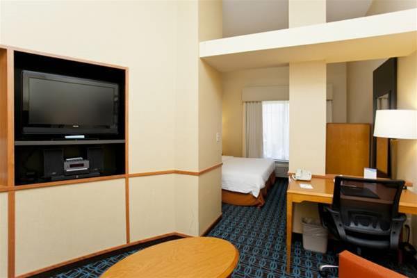 Fairfield Inn And Suites By Marriott Winchester Esterno foto